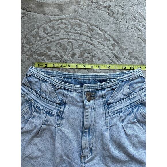 Vintage 90s Women's Jean Denim Shorts 8 Medium Acid Wash High Rise Pleated - Picture 6 of 9